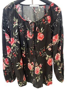 Ladies blouse, smock style with lace , size small